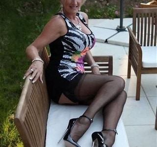 mamans libertines se branlent en cachette o telrose